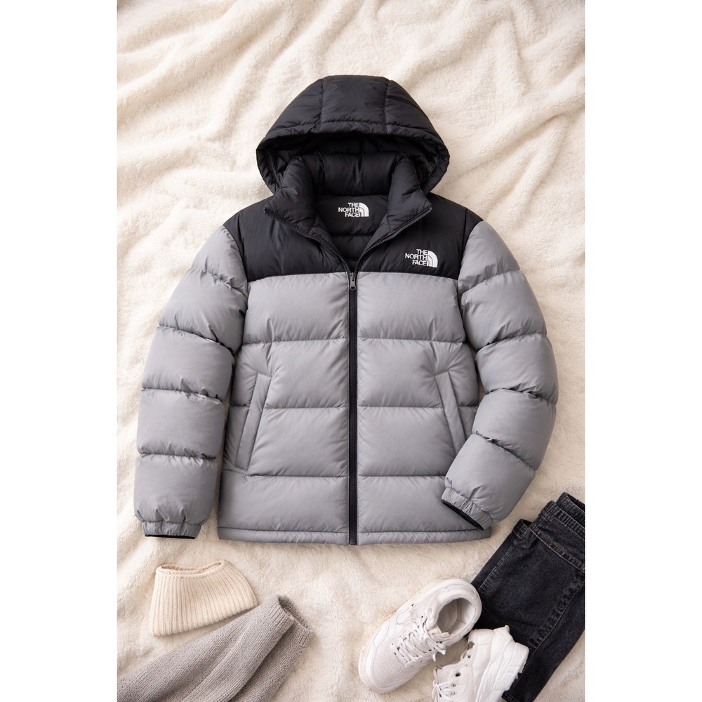 The‎ North Face 550 Down Puffer Jacket Boys XXL 18/20 Grey Hooded Coat